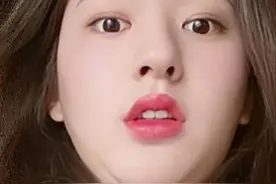 拜拜“肉肉双下巴”图片