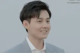 《心动的信号4》还以为马董穿搭都是两三百，看了鞋子感觉不简单图片