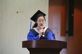 当初考名校所有的付出总会有收获：南大学子，一毕业就做了公务员图片