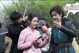 捧三五CP？肖战《斗罗大陆》情人节新花絮，9甜蜜场面含壁咚？图片