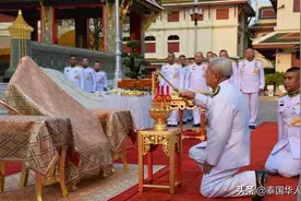 泰国枢密院主席授命布施为国祈福图片