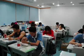 湖北考生拒绝保送清华，扬言“享受高考过程”，他高考考了多少？图片