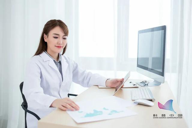 脚气中的角化皲裂型图 脚气中的角化皲裂型图