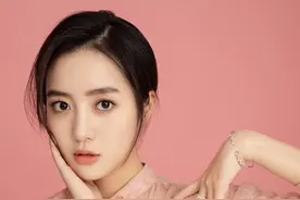 这姑娘看上去有点眼熟，大家帮着瞧瞧？图片