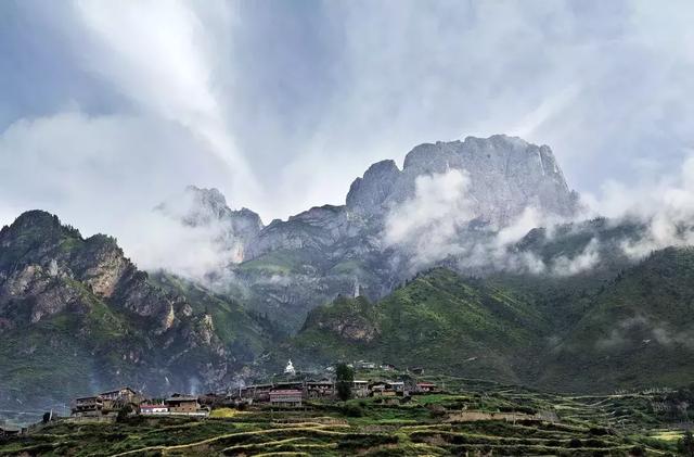 跟着郑州户外驴友团，徒步中国十大非著名山峰