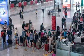 北京首都机场“五一”期间运送旅客75.35万人次图片