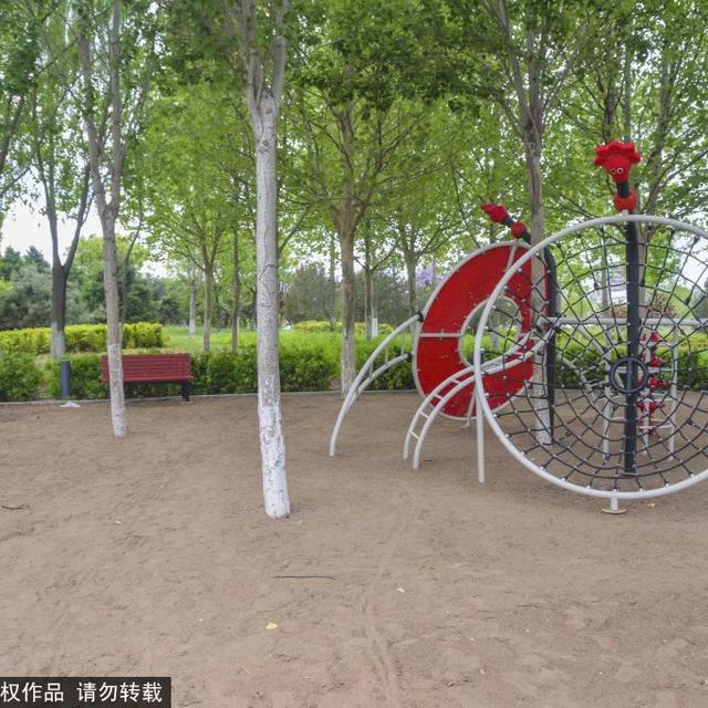 免费还不用预约！这个公园人少景美，还可以骑车~
