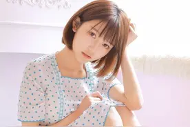 00后清纯软妹甜美阳光白嫩美腿私房唯美写真图片