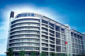 北大集中了这么多精英，为什么北大方正这个公司发展的一败涂地？图片