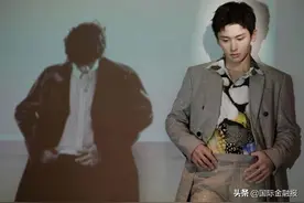 张哲瀚道歉难平风波！多个品牌宣布终止合作，待播影视剧或受影响！央媒更是点名重批图片