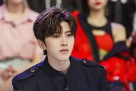 《青春有你2》蔡徐坤：不止唱跳爱打篮球，一路走来不容易图片