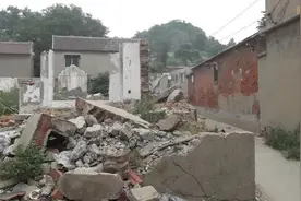 济南86岁老母亲含泪起诉儿子：“谁愿意跟自己的儿打官司啊……”图片