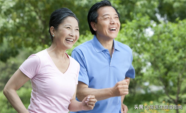 降压药什么时候吃最好，早上还是晚上？听听医生怎么说