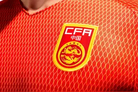 国足和耐克合作5年半，德国合作阿迪达斯40年，日本火焰版成绝唱图片