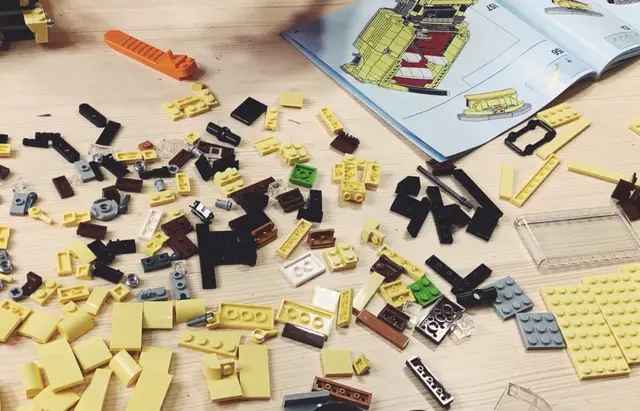 一个玩具有一百种玩法，小魔怪没开学的日子靠它续命！