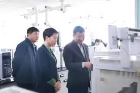 浙江低调创业夫妻，一个中专毕业一个大专学历，靠原料药赚112亿图片