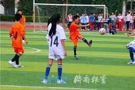 昔日煤炉渣铺成的操场上，踢出6个国家一级运动员图片