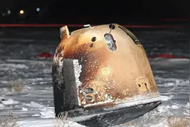 被烧得几乎面目全非，嫦娥五号返回舱回来时到底经历了什么？图片