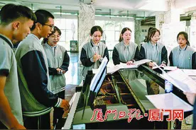厦门六中合唱团发布新歌《燃烧》图片