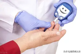 温馨提醒｜糖尿病患者出现这4个症状，提示血糖已经升高了，需要提高警惕图片