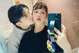 恭喜！李雨桐宣布升级做妈妈，大方晒出宝宝照片，摆脱过去阴霾图片