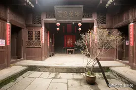 农村俗语：“厅堂不挂先祖像，院中不栽狼牙棒”，是啥原因呢？图片