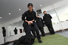 热血！这些铁路女警察故事，超燃！图片