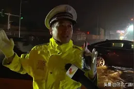 总会有人默默守护你图片