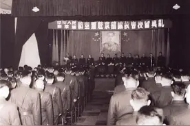 我军首次军衔制时期有大尉团长吗？图片