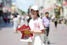 为什么发传单的发单员，不敢把传单偷偷塞进垃圾桶，而是老实发完图片