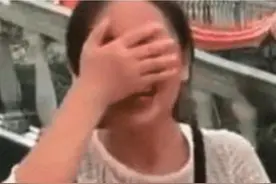 女车主摇到“豹子号”，却一脸委屈：实在不好意思开出去图片