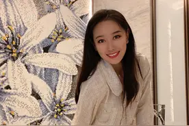 小香风重获新生？孙一文张雨霏都在穿它图片