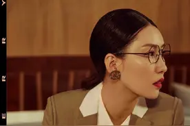 李晖 X Burberry袋我飞：一人多面，一包搞定图片