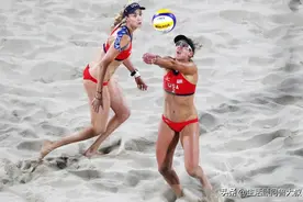 沙滩排球运动员为什么要穿比基尼？图片