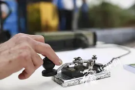 15分钟搭建区域应急通信网 重庆10支无线电团队上演技能大比拼图片