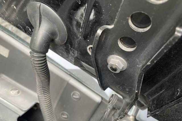 报价100W的兰博基尼盖拉多俩人排队购买？客户：先来后到