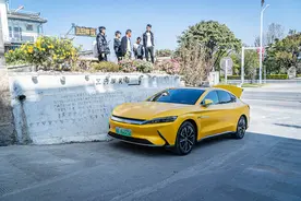 开比亚迪汉EV去香格里拉6百公里当天往返，挑战偏远长途用车图片