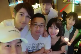 任嘉伦老婆是哪里人啊 任嘉伦为何在事业当红期结婚图片