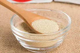 做面食时，小苏打，泡打粉，酵母要怎么区分，看完后帮你打消困惑图片