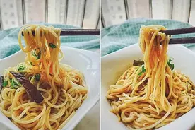 葱油拌面，用最简单的方法跟食材，做好吃的美味，真香图片