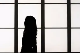 29岁女子婚后两年怀不上，花11万“调理”身体后，给妈妈留言：下辈子再做你女儿图片