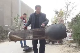 农村大哥自制爆米花神器，省时省力全自动化，小麦爆米花吃过吗？