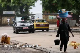 全国医生只有百人，疫情瞬间摧垮医疗体系，母亲看着孩子死在怀里视频封面