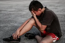 如果生活让你痛苦，我想告诉你，痛苦的是信仰，而非痛苦本身图片