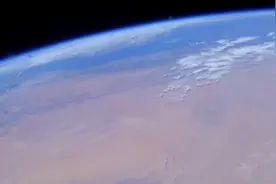 几分钟就可以游遍大半个地球，没错，这里就是太空视频封面