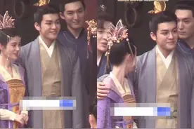 一直说鞠婧祎矮，当她和182曾舜晞因新剧站一起，到底谁说了谎图片