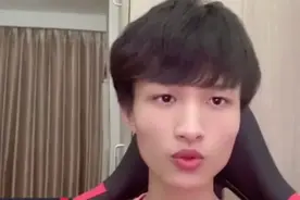 LOL北枫让Pawn都害怕，解说直呼：终于理解8点之后峡谷没有奇亚娜图片