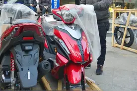 又一款通勤利器：开箱实拍豪爵USR125：动力出色，油耗2升图片