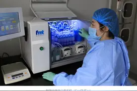 捐屎可赚钱，月入一部苹果13，你的粑粑能换多少钱？图片