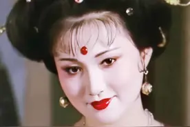 仪态不行就别尬吹！让这5位女星告诉你，笑起来嘴歪都照样漂亮图片